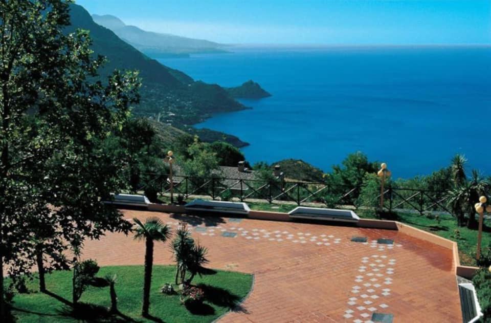 Residence Pianeta Маратея Экстерьер фото